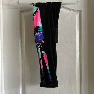 VS PINK ultimate leggings
